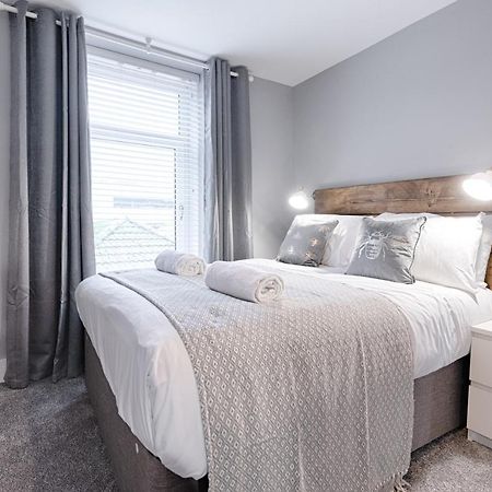 3Rm Flat, Smart Tv'S, Close To All Amenities Llanelli Zewnętrze zdjęcie